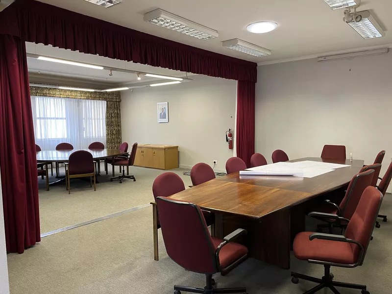 301 m² Office to let in Paarden Eiland, Office Space To Rent In Paarden Eiland (photo 4)