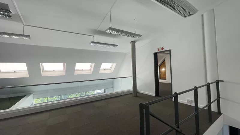300 m² Office to let in De Waterkant, Sovereign Quay (photo 21)