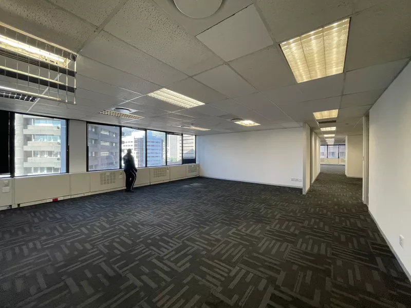 498 m² Office to let in Cape Town City Centre/CBD, 2 Long Street (photo 10)