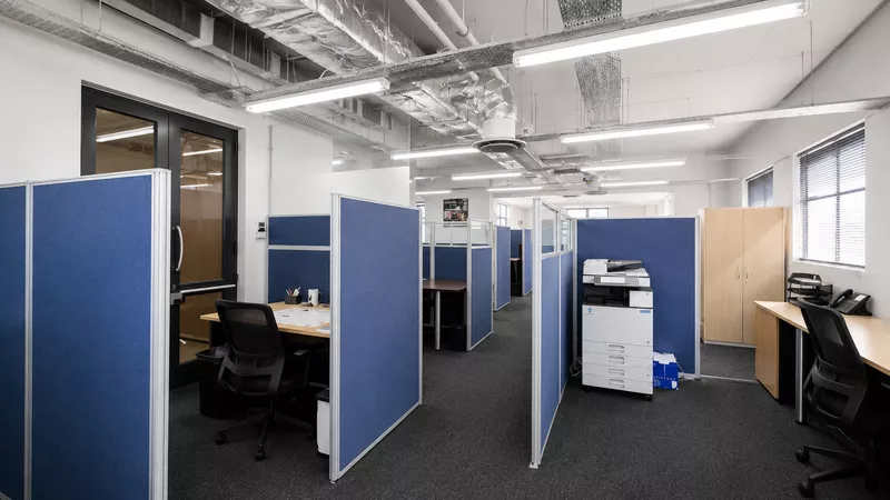 214 m² Office for sale in Colosseum (photo 20)