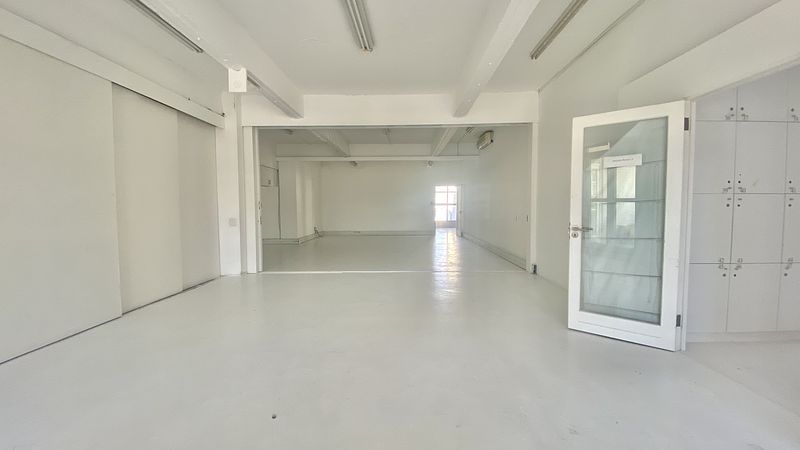 800 m² Office to let in Cape Town, 60 Roeland Street (photo 22)