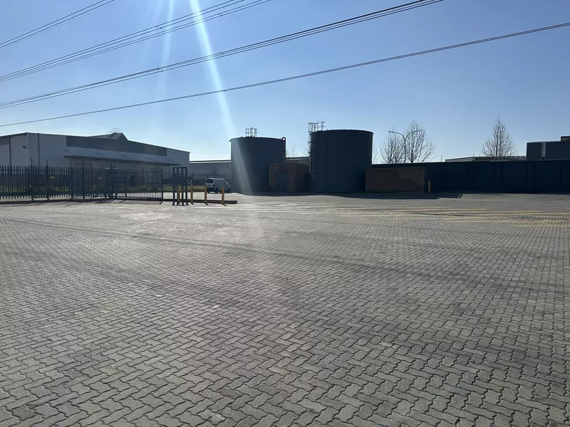 4 989 m² Industrial to let in Germiston, Devon East (photo 60)