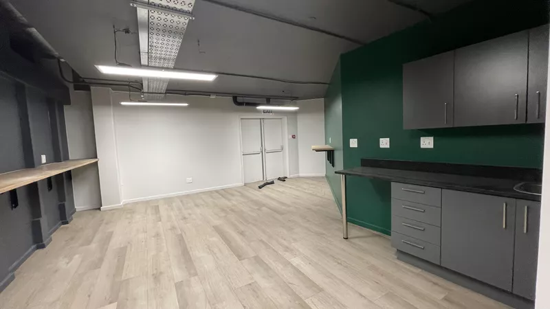 1 003 m² Office to let in Woodstock, 183 Sir Lowry Road (photo 14)