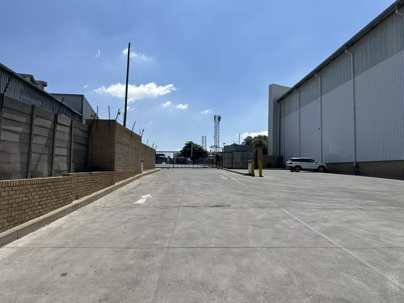 7 739 m² Industrial to let in Meadowdale, 190 Barbara Road (photo 60)