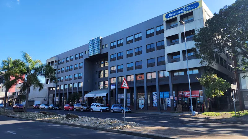 7 548 m² Property to let in Bellville, Ambition24hours (107 Voortrekker Road) (photo 1)