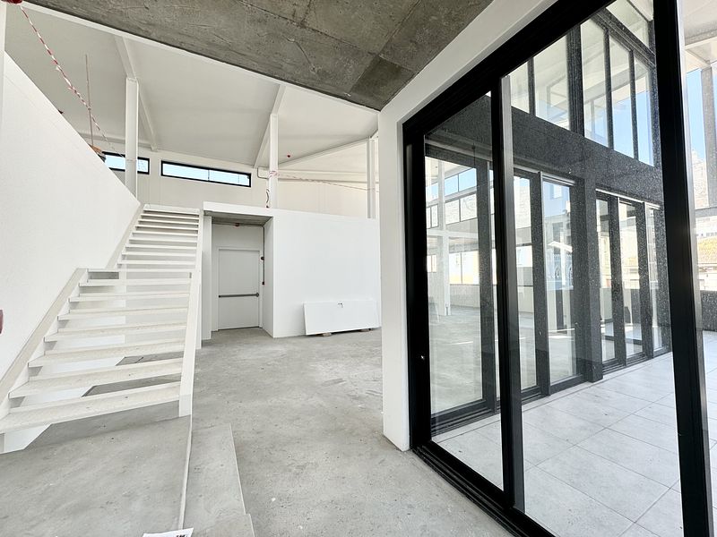 330 m² Office to let in Cape Town, 99 Harrington Street (photo 4)