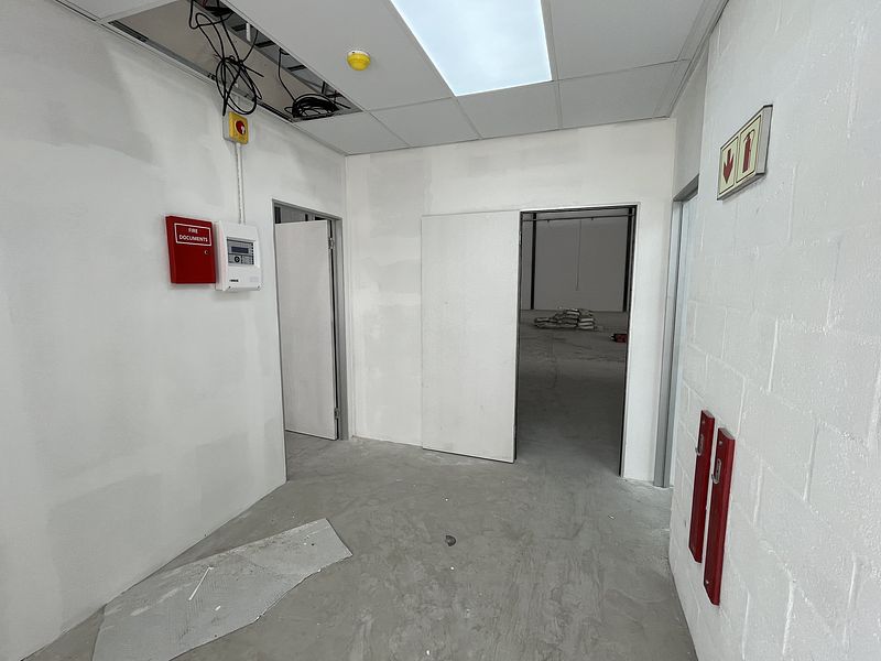 713 m² Industrial to let in Epping 2, 98A Bofors Circle (photo 6)