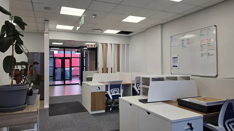 136 m² Office to let in Bridgeways Park, Bridgewater One - Suites (Block C) (photo 18)