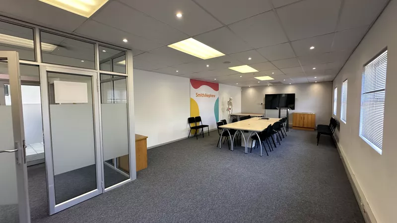 1 108 m² Industrial to let in Marconi Beam, Rainbow Park 1 (photo 10)