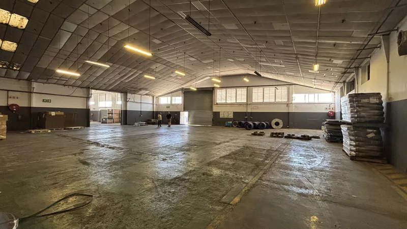 2 251 m² Industrial to let in Paarl, Berg River Business Park (photo 8)