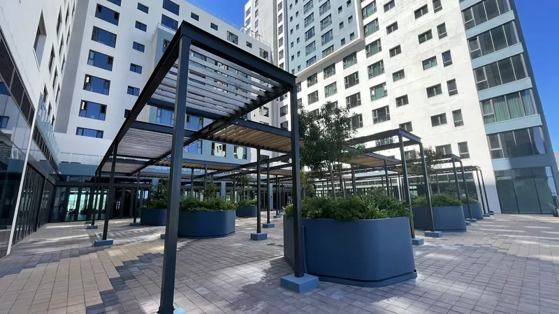 860 m² Retail property to let in Foreshore, Harbour Arch (photo 5)