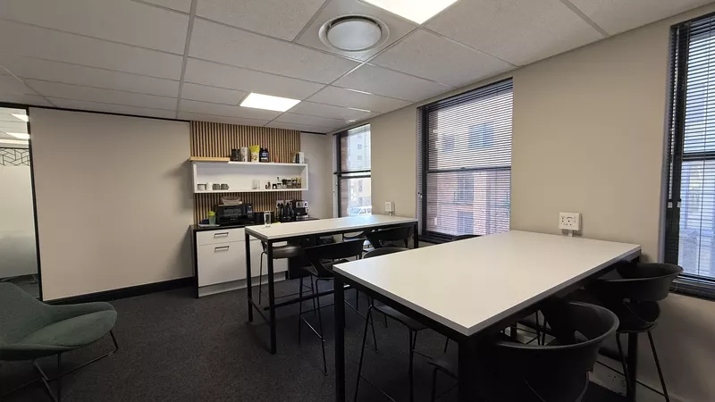243 m² Office to let in Newlands, Aska House (photo 20)