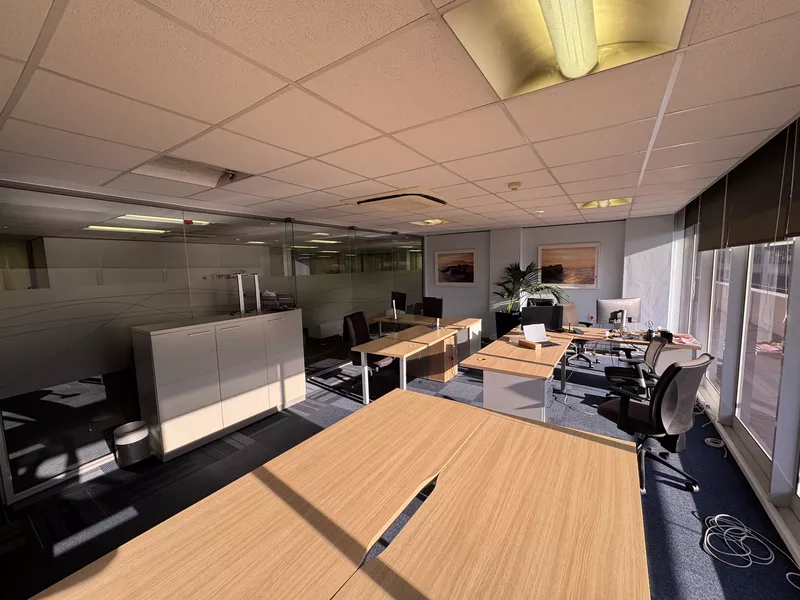 1 896 m² Office to let in Cape Town City Centre/CBD, Oceana House (photo 26)