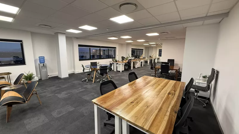 503 m² Office to let in Claremont, The Citadel (photo 7)