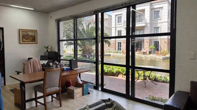 184 m² Office to let in Waterford Place Office Park, 8 Waterford Mews (photo 12)