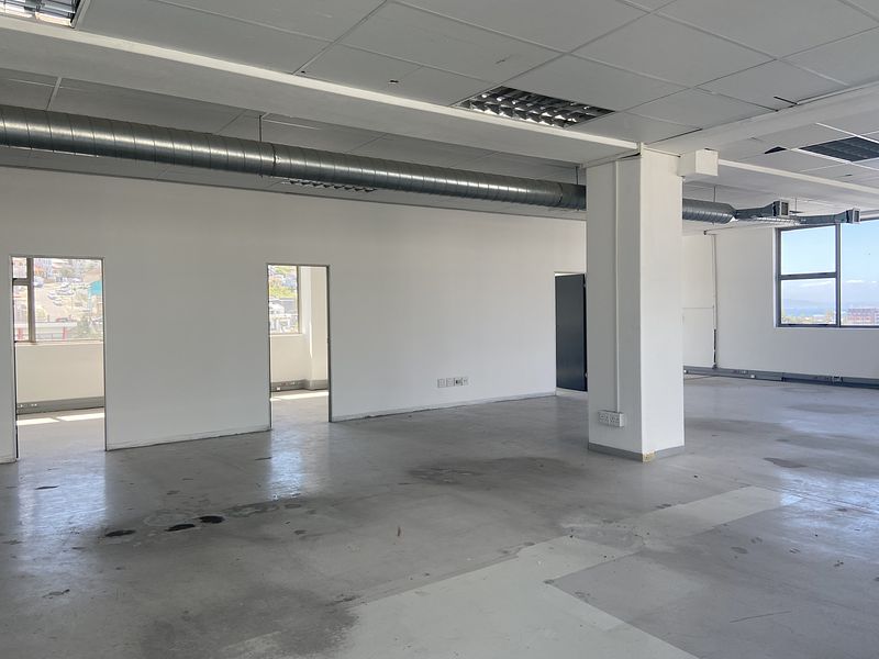 312 m² Office to let in Cape Town City Centre/CBD, Buitengracht Centre-125 Buitengracht Street (photo 14)