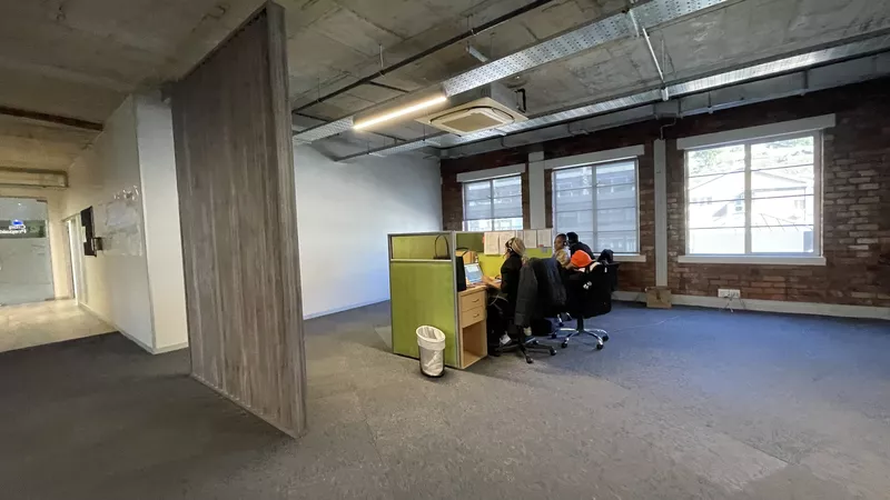 1 211 m² Office to let in De Waterkant, Sovereign Quay (photo 12)
