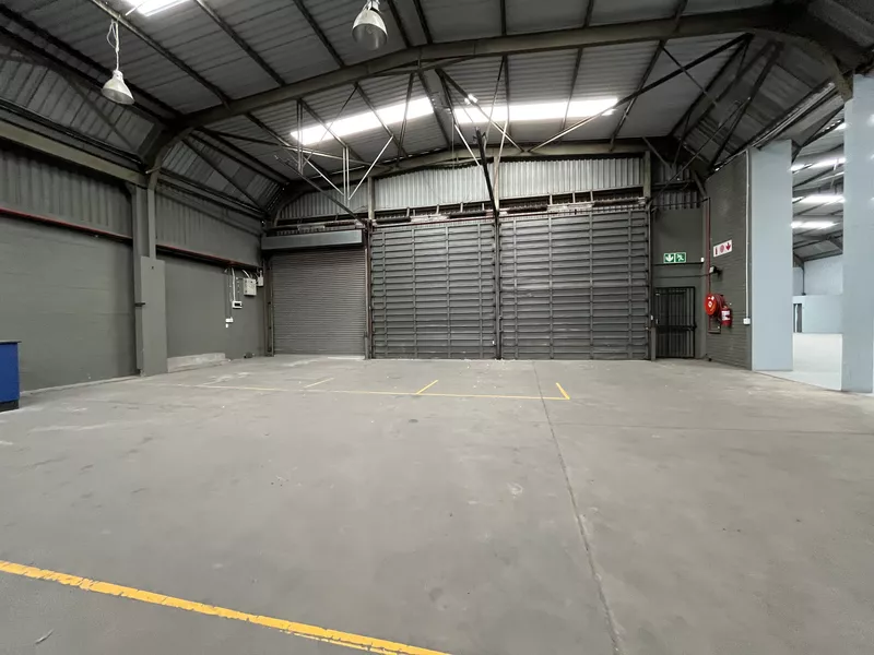 3 399 m² Industrial for sale in Beaconvale, 84 Connaught Road (photo 7)