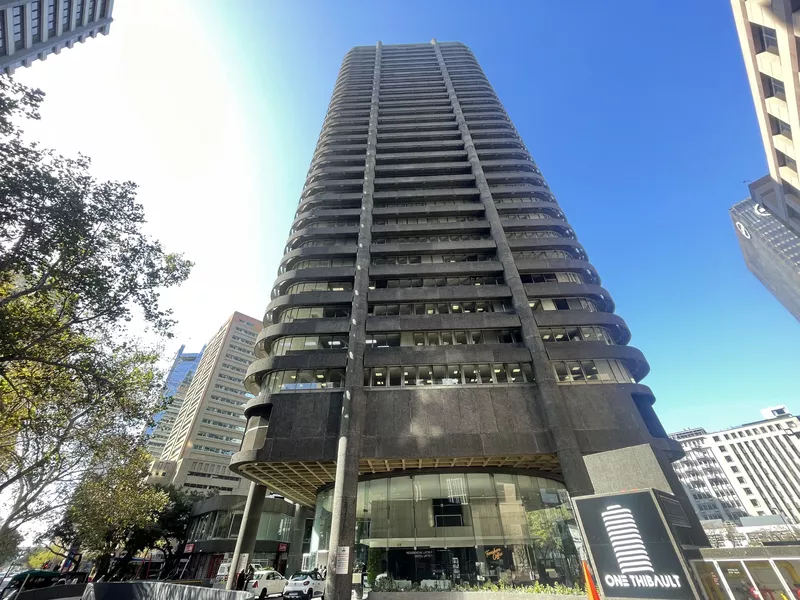 224 m² Office to let in Cape Town City Centre/CBD, One Thibault (photo 2)