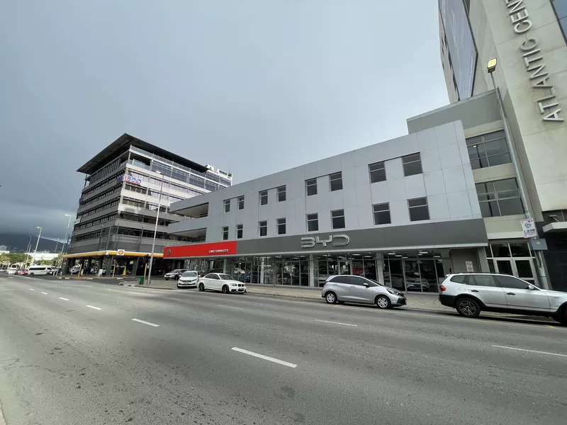 2 402 m² Office to let in Cape Town City Centre/CBD, Amber Place (photo 2)