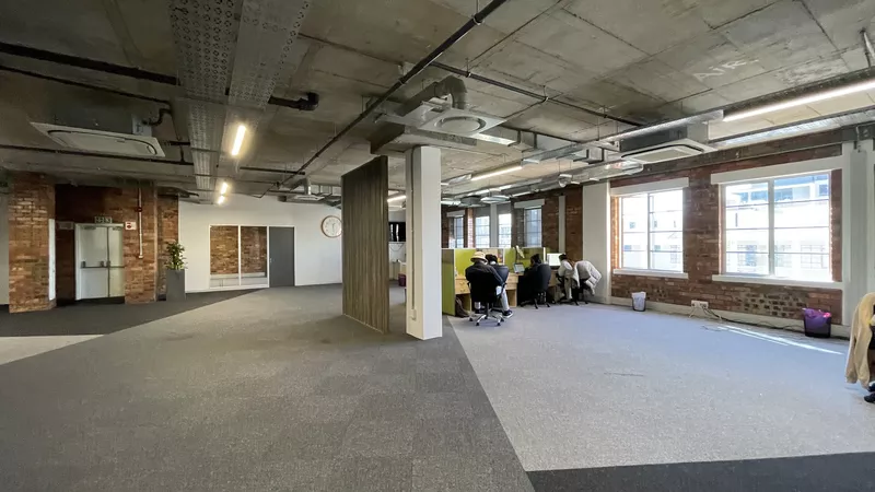1 211 m² Office to let in De Waterkant, Sovereign Quay (photo 30)