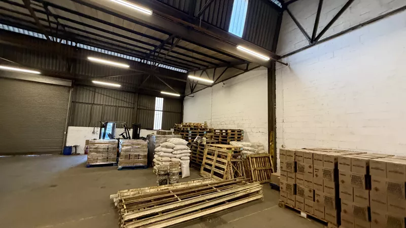446 m² Industrial to let in Brackenfell, JT Ross Park Brackenfell (photo 9)