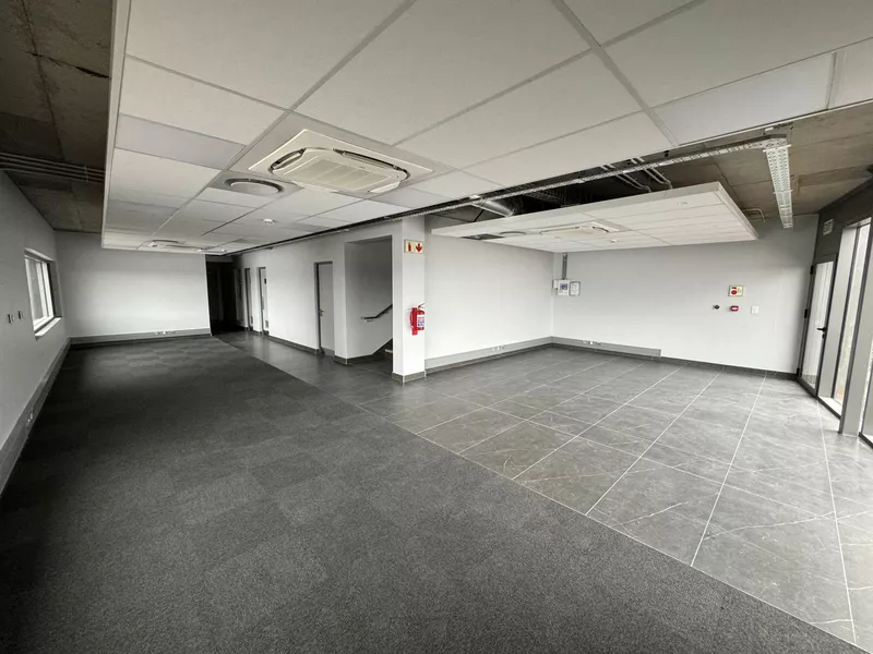 3 503 m² Industrial to let in Wimbledon Estate, ARTERIAL INDUSTRIAL PARK (photo 11)