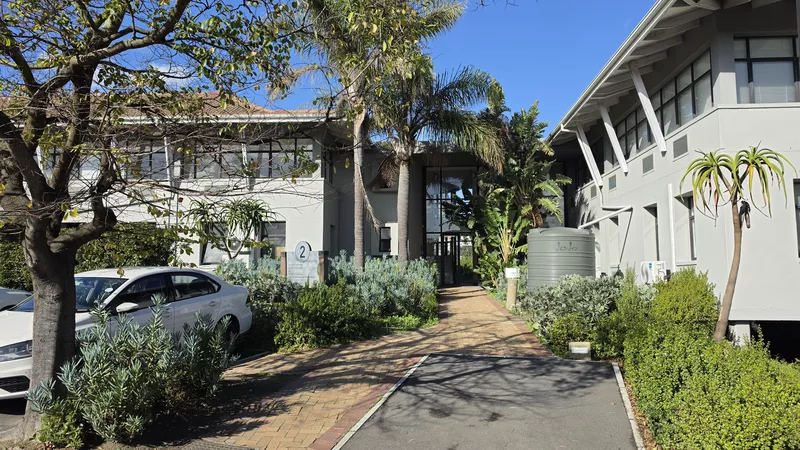 224 m² Office to let in Parow, De Tijger Business Park Building 2 (photo 4)