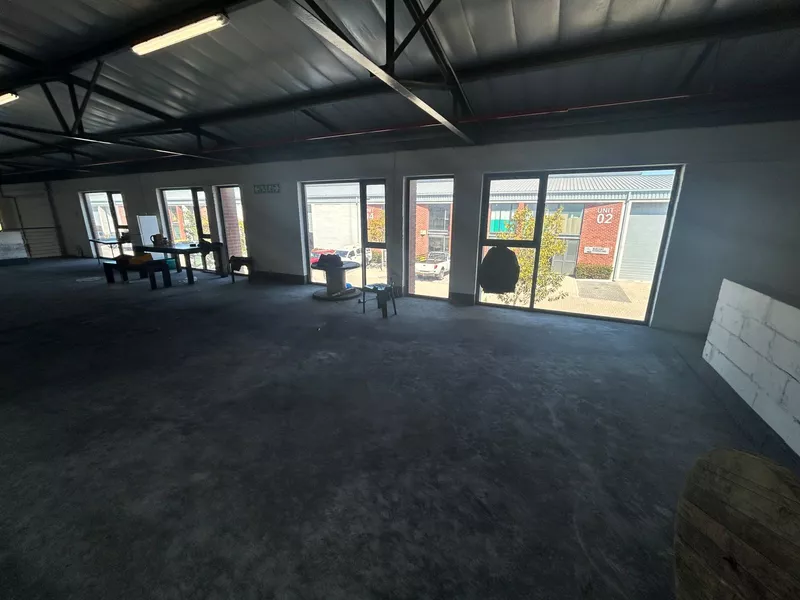 776 m² Industrial to let in Bellville, Sapphire Business Park (photo 18)