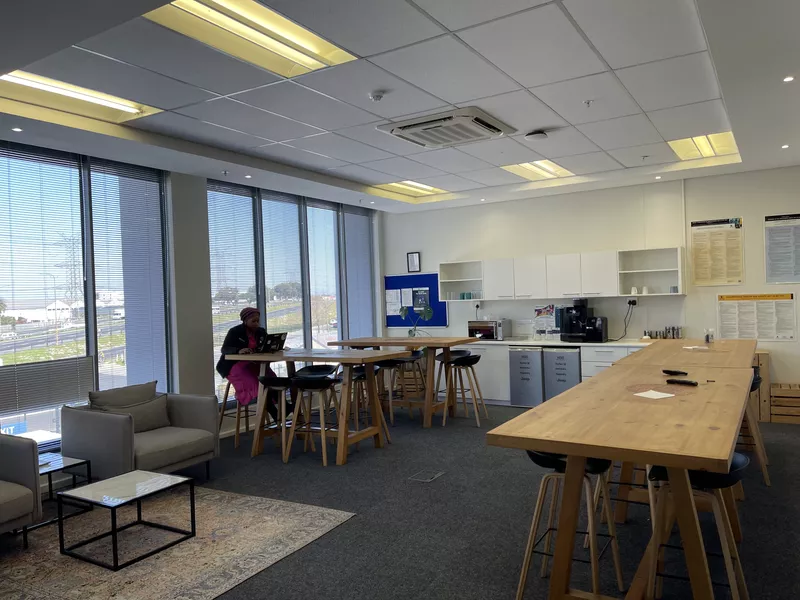 8 177 m² Industrial to let in Epping, 160 Gunners Cir (photo 23)
