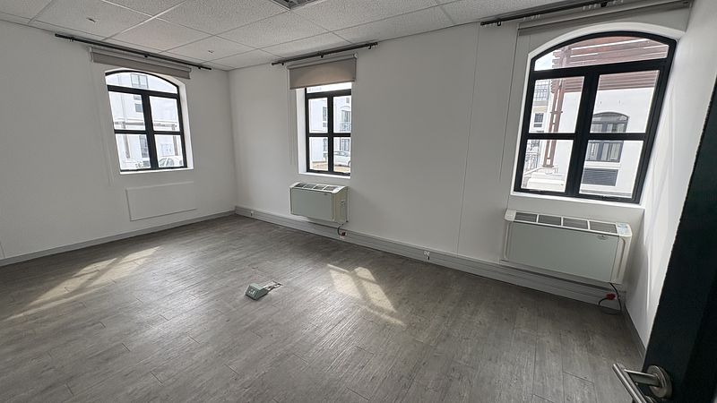 262 m² Office to let in Stellenbosch, Stellenpark Business Park (photo 23)