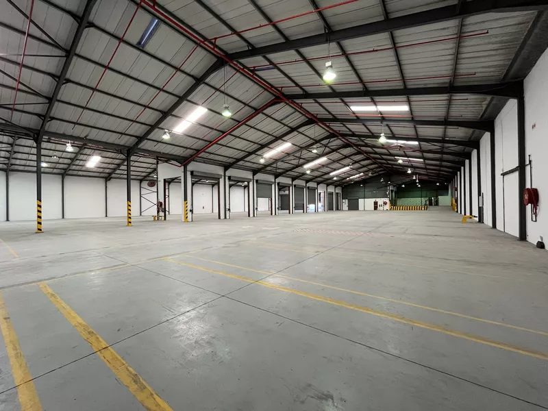3 090 m² Industrial to let in Airport Industrial, 28 Manhattan Street (photo 1)