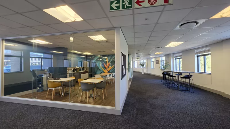 658 m² Office to let in Estuaries Office Estate, 2 Oxbow Crescent, The Estuaries (photo 38)