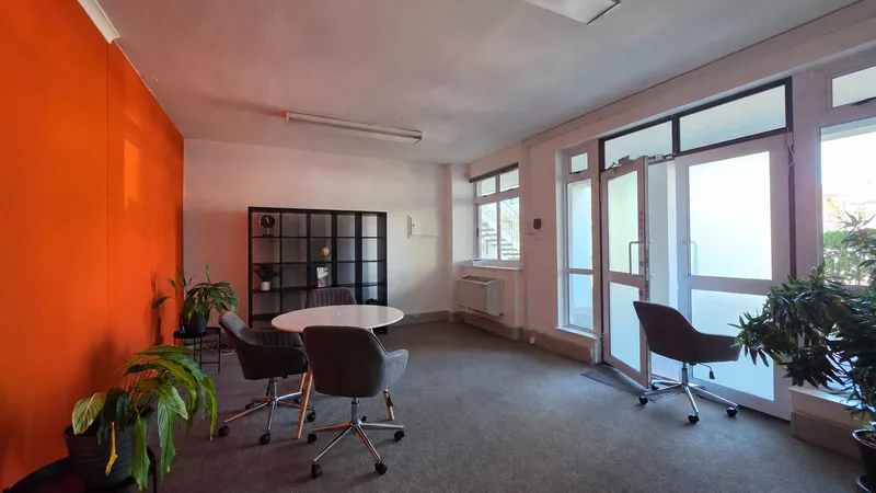 560 m² Office to let in Century Square, Century Square - Block F (photo 10)