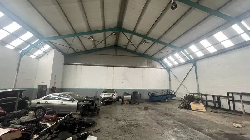 900 m² Industrial to let in Ottery, 2 Ferndale Drive (photo 14)