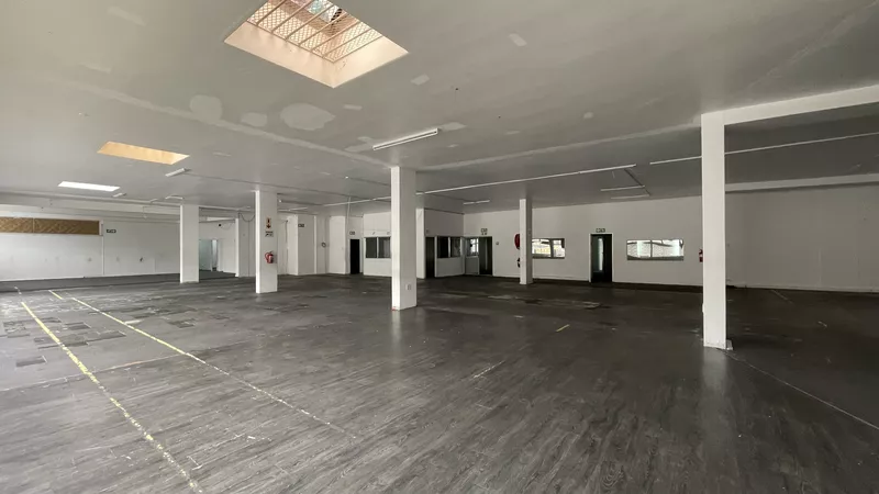 860 m² Office to let in Woodstock, 264 Victoria Road (photo 17)