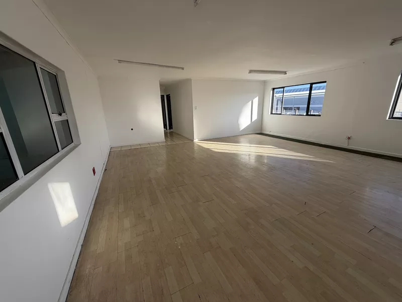1 350 m² Industrial for sale in Blackheath, 27 Anfield Road (photo 23)