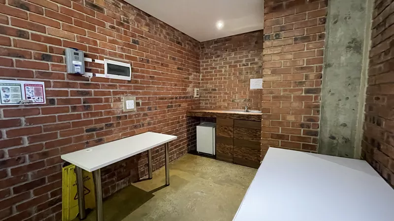 276 m² Office to let in Cape Town, 2 Francis Street (photo 16)