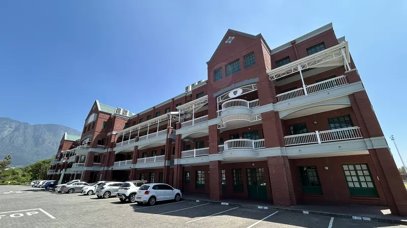 295 m² Office to let in Claremont, Brookside Office Park (photo 2)