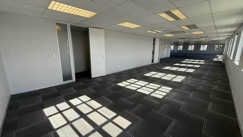 362 m² Office to let in Claremont, Brookside Office Park (photo 7)