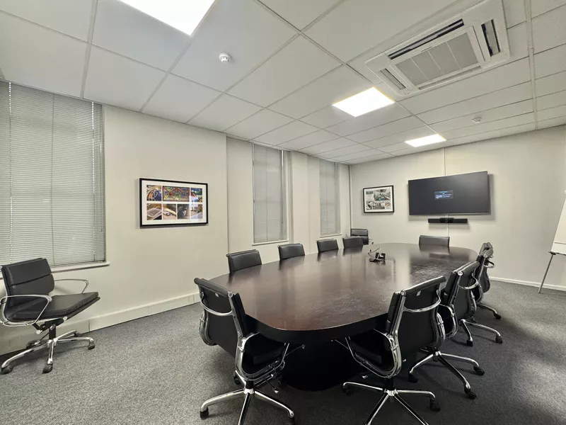 3 225 m² Office for sale in Cape Town, Mill House (photo 23)