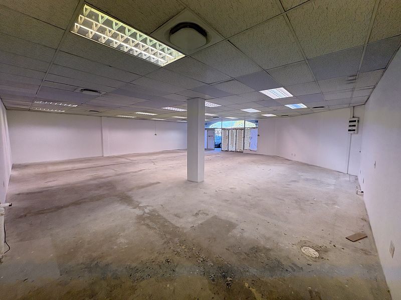 150 m² Retail property to let in Durbanville, Palm Grove (photo 15)