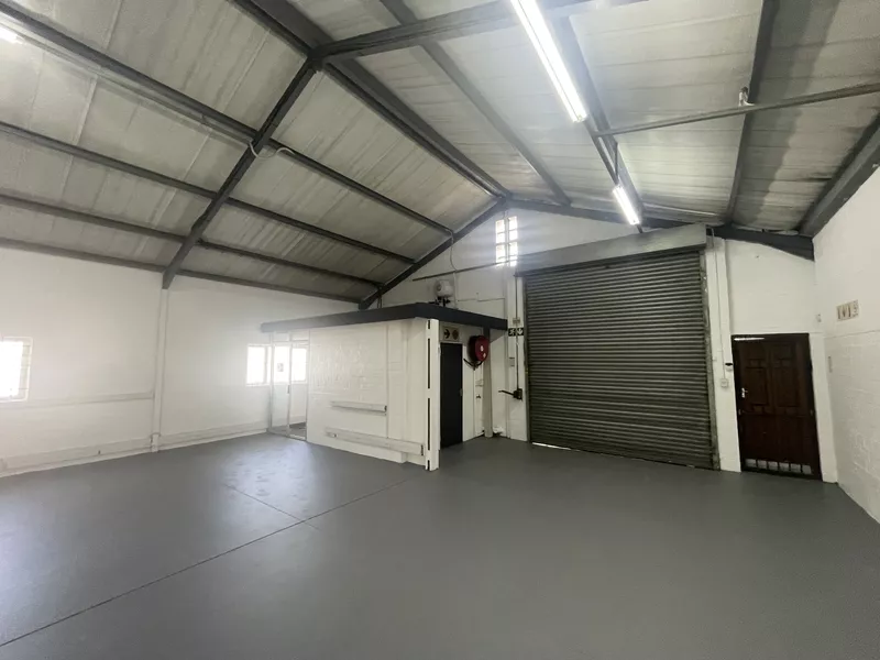 277 m² Industrial for sale in Ottery, Regent Park, C1 (photo 6)