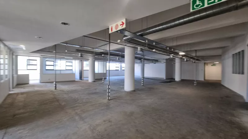 662 m² Office to let in Cape Town City Centre/CBD, The Bergstan (photo 5)