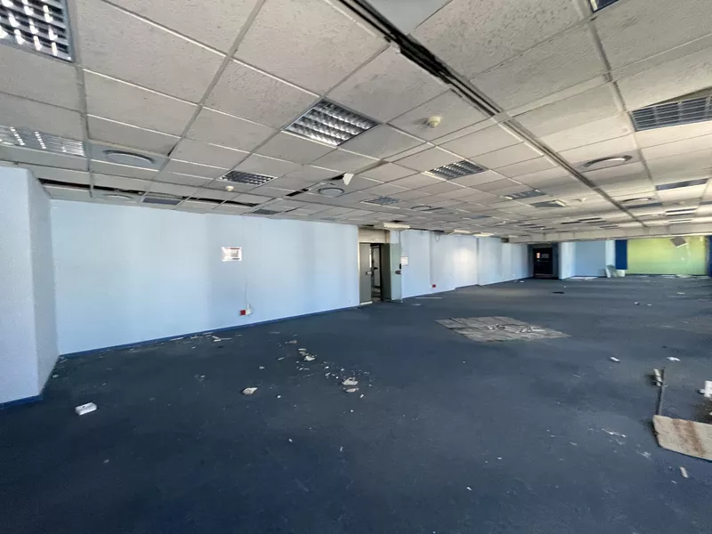 1 200 m² Office to let in Cape Town City Centre/CBD, Matador Centre (photo 8)