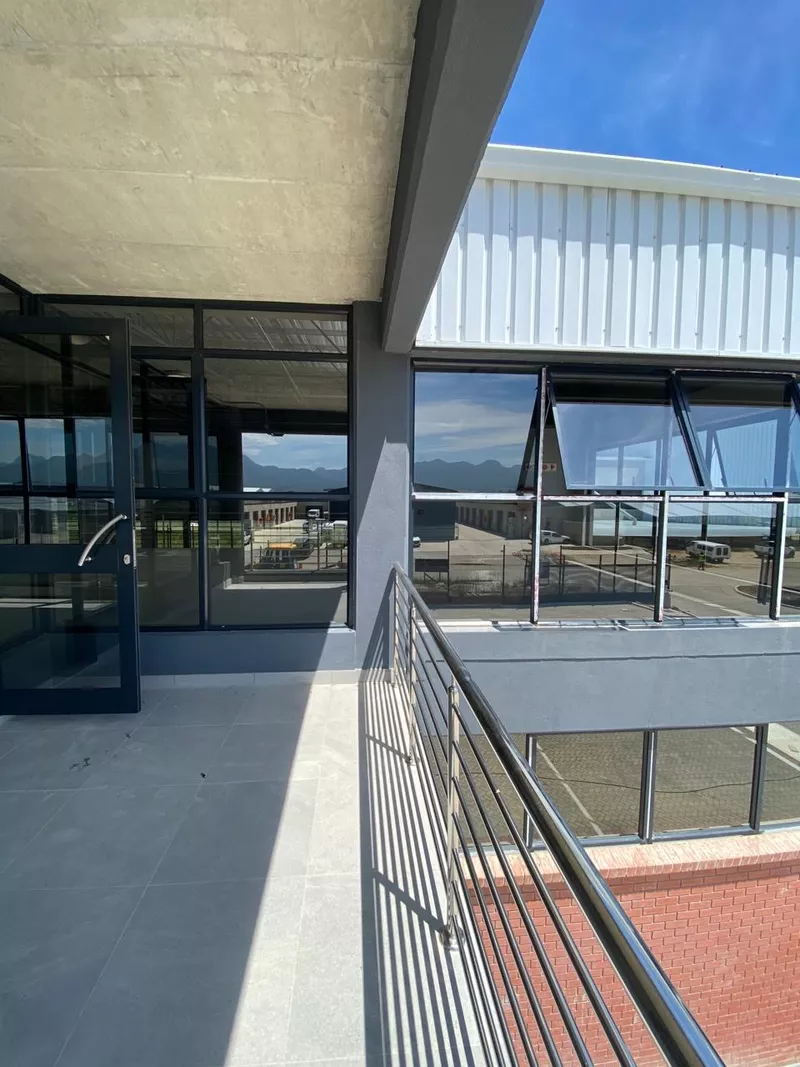 871 m² Industrial to let in George, South Africa, 50 Pioneer Street, George (photo 58)