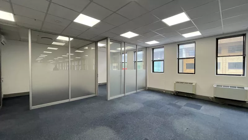 316 m² Office to let in Cape Town City Centre/CBD, 19 Louis Gradner (photo 8)