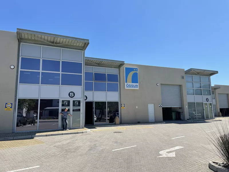 794 m² Industrial to let in Brackenfell, BRACKENGATE BUSINESS PARK (photo 2)