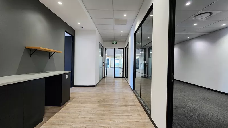 1 095 m² Office to let in Sable Square, Sable Square - Block D (photo 23)