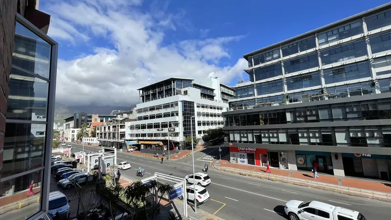 1 211 m² Office to let in De Waterkant, Sovereign Quay (photo 17)
